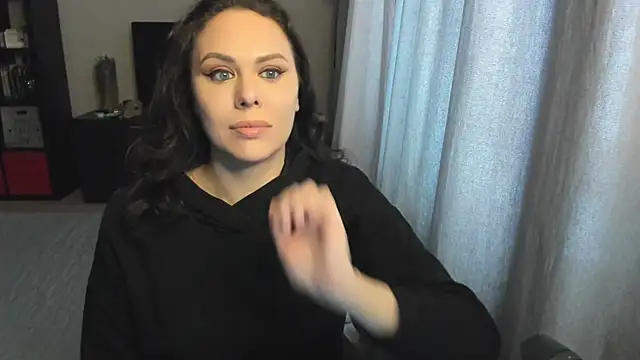 Snapshot of MollyCheiz chatting on October 21, 2025, 10:58 am MollyCheiz online show from October 21, 2025, 10:58 am