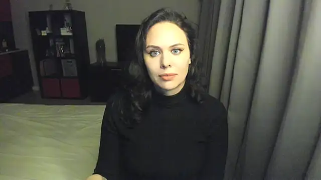 MollyCheiz online show from January 18, 2025, 9:45 pm