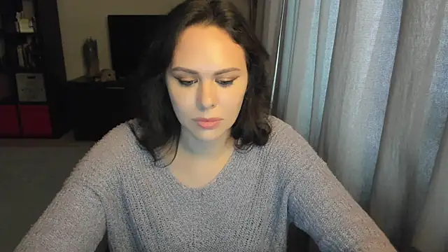 Snapshot of MollyCheiz chatting on October 25, 2025, 10:47 am MollyCheiz online show from October 25, 2025, 10:47 am