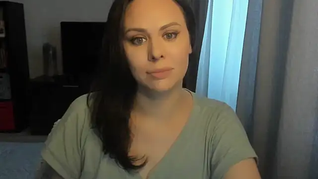 MollyCheiz online show from March 15, 2026, 3:30 pm