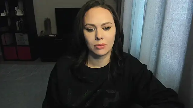 Snapshot of MollyCheiz chatting on October 23, 2025, 11:09 am MollyCheiz online show from October 23, 2025, 11:09 am