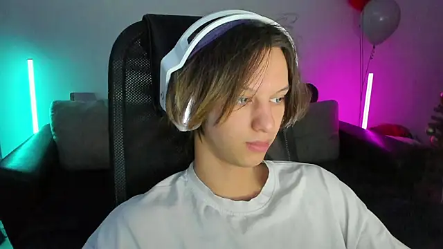 Ostin meow online show from January 11, 2026, 1:18 pm