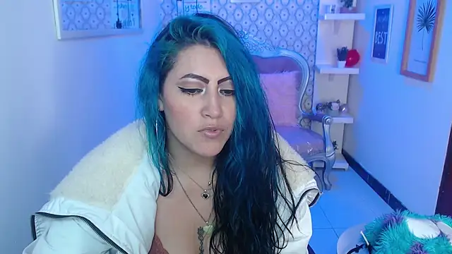 scarleth blue online show from February 26, 2025, 3:03 am