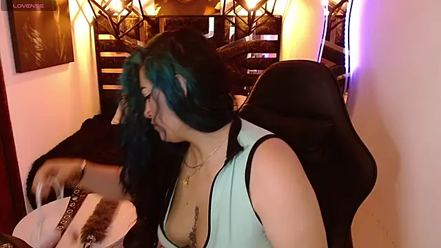 scarleth blue online show from June 2, 2026, 3:06 am