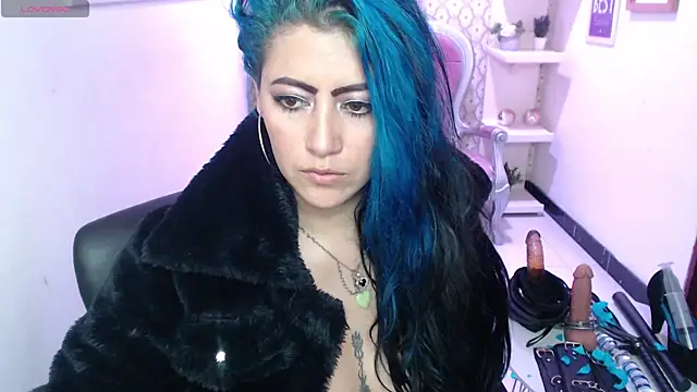 scarleth blue online show from February 14, 2025, 9:34 am
