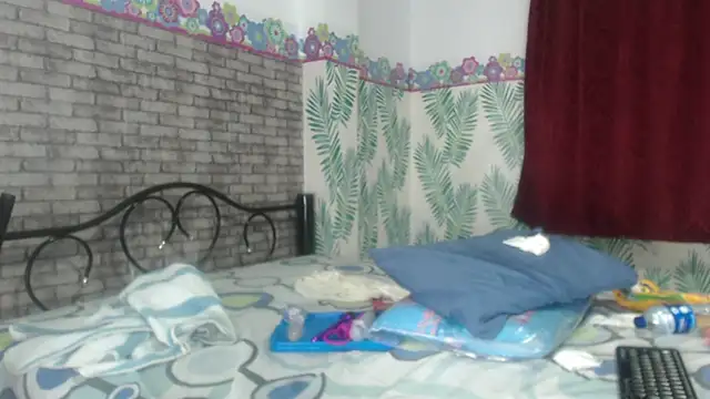 Snapshot of leonabigass18 chatting on December 12, 2024, 5:48 pm leonabigass18 online show from December 12, 2024, 5:48 pm