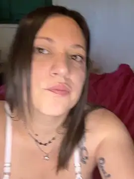 Snapshot of Macadiez10 chatting on October 12, 2025, 1:45 pm Macadiez10 online show from October 12, 2025, 1:45 pm