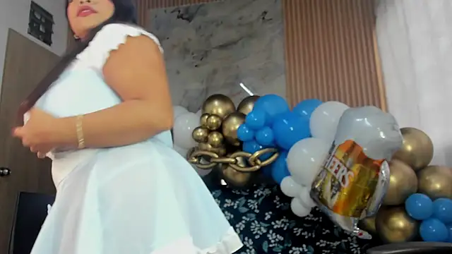 Snapshot of Any_topless chatting on September 26, 2025, 11:06 am Any topless online show from September 26, 2025, 11:06 am