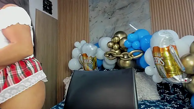 Snapshot of Any_topless chatting on September 24, 2025, 11:06 am Any topless online show from September 24, 2025, 11:06 am