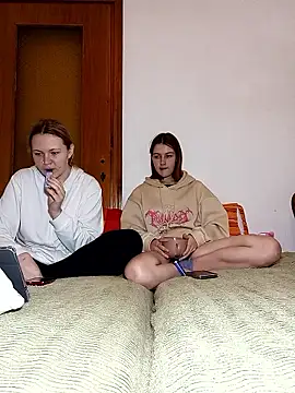 ella grays online show from January 8, 2026, 5:41 pm