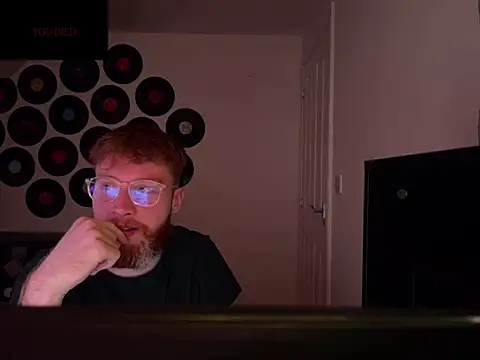 Snapshot of PrettyGinger chatting on November 3, 2025, 8:34 pm PrettyGinger online show from November 3, 2025, 8:34 pm