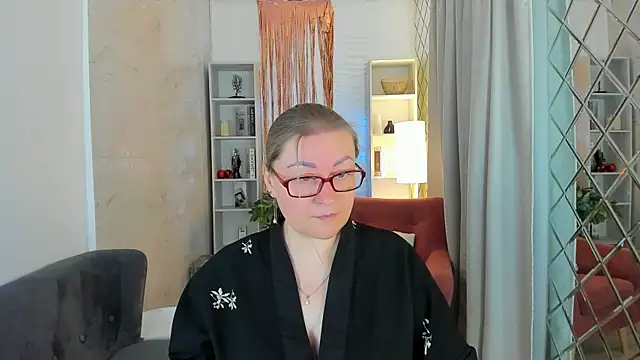 AlexandraKind online show from January 11, 2026, 8:38 pm