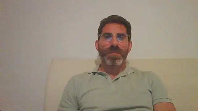 Snapshot of alcatraz009 chatting on October 3, 2025, 7:26 pm alcatraz009 online show from October 3, 2025, 7:26 pm