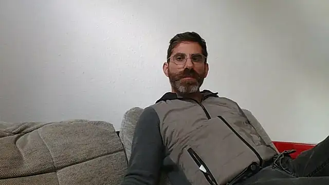 Snapshot of alcatraz009 chatting on September 28, 2025, 10:00 am alcatraz009 online show from September 28, 2025, 10:00 am