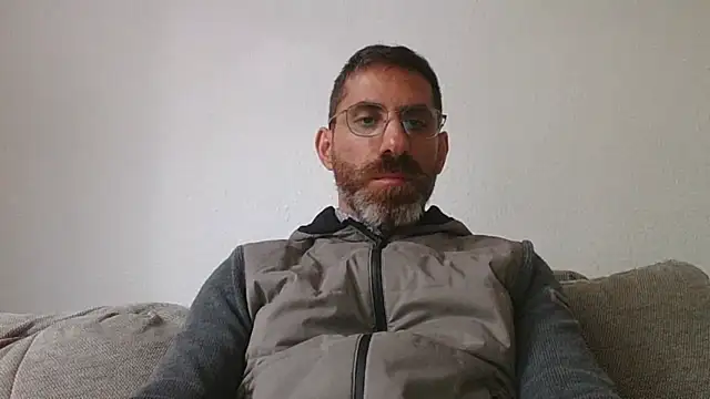 Snapshot of alcatraz009 chatting on October 21, 2025, 10:47 am alcatraz009 online show from October 21, 2025, 10:47 am