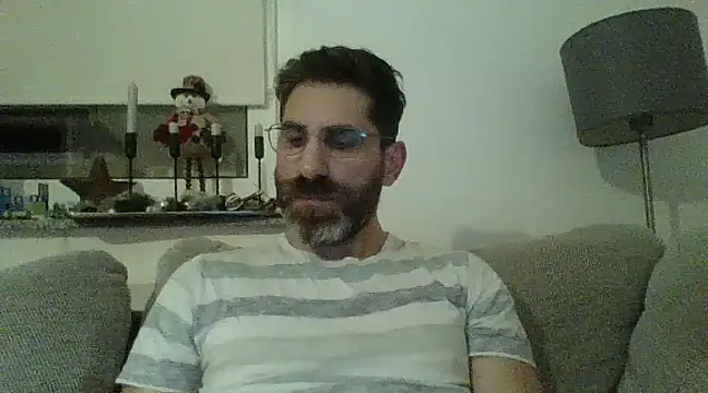 alcatraz009 online show from December 23, 2024, 5:43 pm