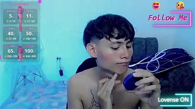 tanjiro cute online show from January 28, 2025, 4:08 am