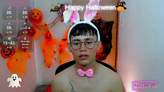 Snapshot of tanjiro_cute chatting on October 31, 2025, 9:50 am tanjiro cute online show from October 31, 2025, 9:50 am