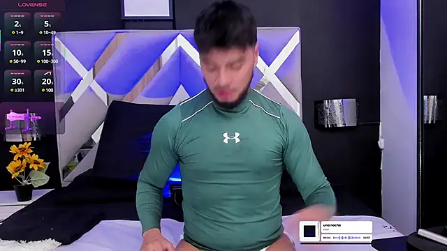 Snapshot of Tommidubois chatting on March 16, 2025, 12:45 am Tommidubois online show from March 16, 2025, 12:45 am