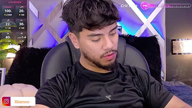 Snapshot of Tommidubois chatting on September 18, 2025, 4:04 am Tommidubois online show from September 18, 2025, 4:04 am