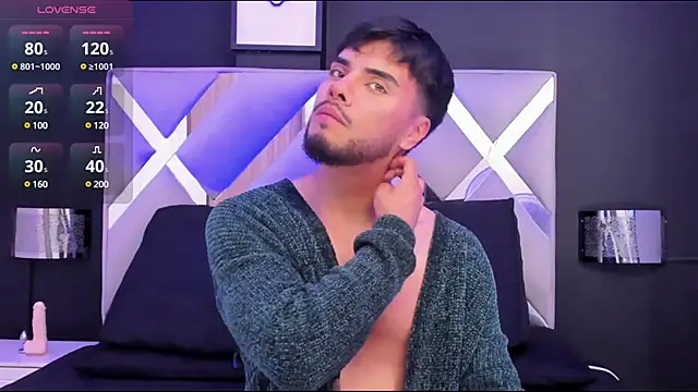 Snapshot of Tommidubois chatting on February 19, 2025, 3:17 am Tommidubois online show from February 19, 2025, 3:17 am