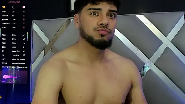 Snapshot of Tommidubois chatting on March 8, 2025, 9:17 am Tommidubois online show from March 8, 2025, 9:17 am