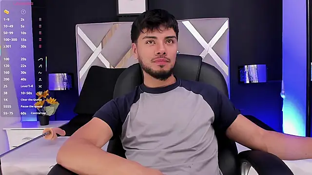 Snapshot of Tommidubois chatting on March 11, 2025, 3:25 am Tommidubois online show from March 11, 2025, 3:25 am