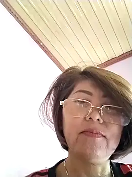 Baby-tits2024 online show from January 17, 2025, 6:15 am