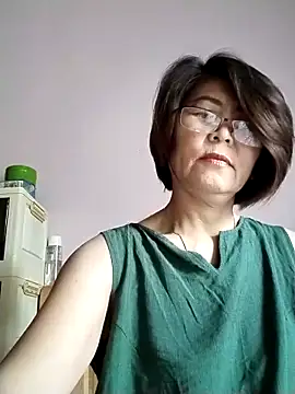 Baby-tits2024 online show from September 25, 2025, 12:38 am