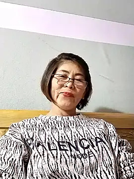 Baby-tits2024 online show from September 13, 2025, 1:55 pm