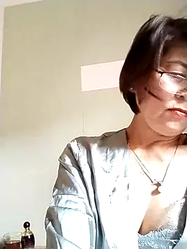 Baby-tits2024 online show from September 20, 2025, 6:40 am