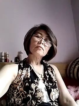 Baby-tits2024 online show from September 25, 2025, 1:50 pm