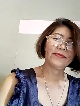 Baby-tits2024 online show from March 18, 2025, 5:23 am