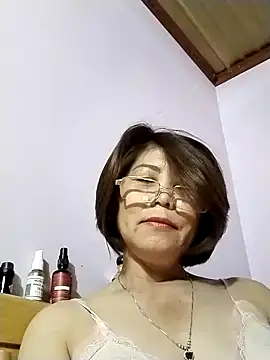 Baby-tits2024 online show from January 19, 2025, 9:45 pm