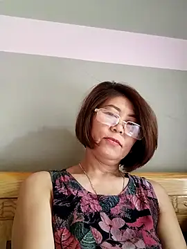 Baby-tits2024 online show from March 20, 2025, 6:41 am