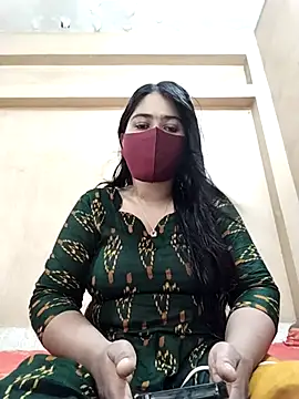 Magical Girl- online show from September 18, 2025, 4:59 am