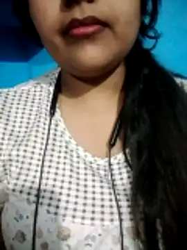 Love-Veronica online show from March 14, 2026, 5:08 pm