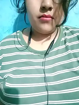 Love-Veronica online show from July 1, 2026, 6:08 pm