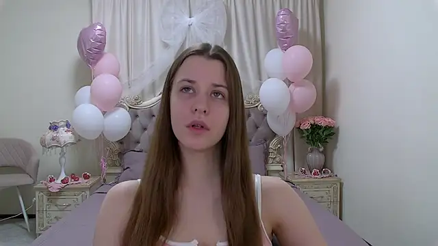 Snapshot of AgataAisitt chatting on February 22, 2026, 5:43 am AgataAisitt online show from February 22, 2026, 5:43 am