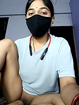 Amzing-Couple online show from September 8, 2025, 3:44 pm
