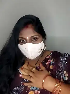 Snapshot of Sexy_Radhikaa chatting on February 15, 2025, 5:41 am Sexy Radhikaa online show from February 15, 2025, 5:41 am