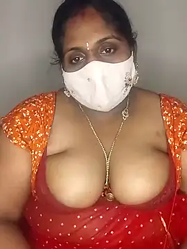 Snapshot of Sexy_Radhikaa chatting on February 12, 2025, 8:50 pm Sexy Radhikaa online show from February 12, 2025, 8:50 pm