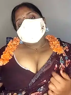 Snapshot of Sexy_Radhikaa chatting on March 2, 2025, 5:23 am Sexy Radhikaa online show from March 2, 2025, 5:23 am
