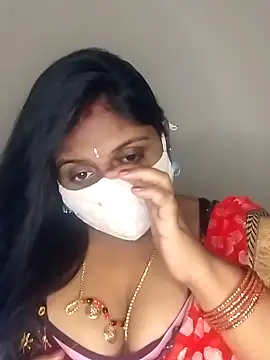 Snapshot of Sexy_Radhikaa chatting on February 15, 2025, 5:50 pm Sexy Radhikaa online show from February 15, 2025, 5:50 pm