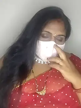 Snapshot of Sexy_Radhikaa chatting on February 12, 2025, 2:10 pm Sexy Radhikaa online show from February 12, 2025, 2:10 pm