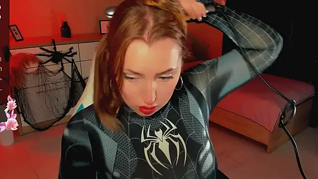 Snapshot of Jenny_Luvv chatting on October 20, 2025, 8:15 am Jenny Luvv online show from October 20, 2025, 8:15 am