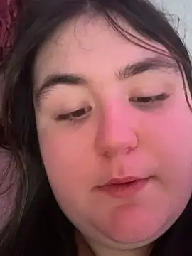 Snapshot of hotiee chatting on February 2, 2025, 8:24 am hotiee online show from February 2, 2025, 8:24 am