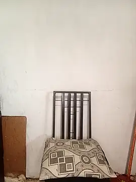 curvyloneah75 online show from February 28, 2026, 5:40 am