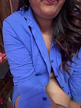 Snapshot of _nishalove19 chatting on November 8, 2025, 7:17 pm nishalove19 online show from November 8, 2025, 7:17 pm