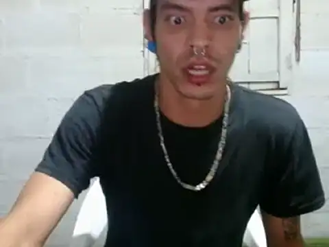 tayler punk noise online show from January 1, 2025, 3:23 am